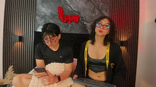 vanilla hot online show from February 2025 07:16:02 PM