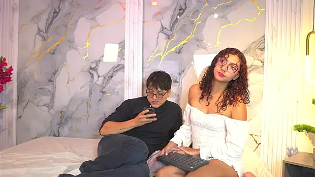 vanilla hot online show from November 2025 01:39:02 PM