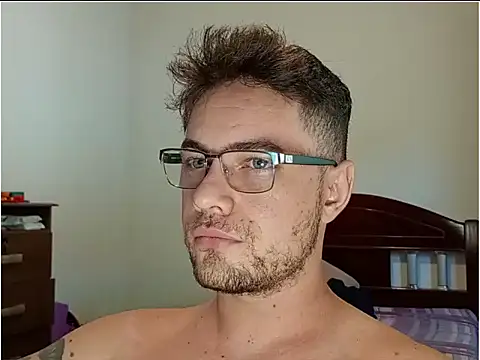 Snapshot of Dyllan__ chatting on April 2026 01:28:01 PM Dyllan online show from April 2026 01:28:01 PM