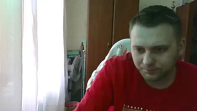 Snapshot of HunterOnBoobs chatting on March 2025 12:12:01 PM HunterOnBoobs online show from March 2025 12:12:01 PM