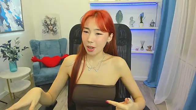 AnnaReyla online show from March 2026 02:05:02 AM