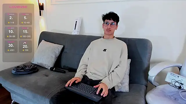 Cum hunters online show from November 2025 03:16:02 AM