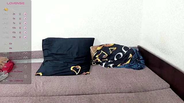 Browni Kiss online show from February 2025 07:31:02 PM