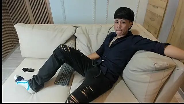 AustinEvanss online show from January 2025 12:41:01 AM