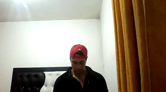 davidcr89 online show from February 2025 12:04:01 AM