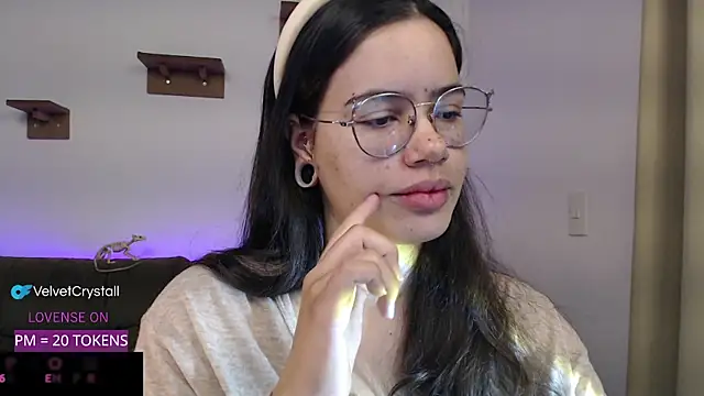 crystalll room online show from October 2025 07:36:03 AM