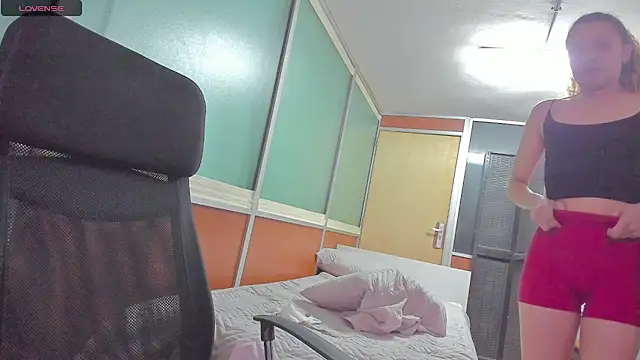 Snapshot of RagnarLothbrokXX chatting on February 2025 11:16:02 PM RagnarLothbrokXX online show from February 2025 11:16:02 PM