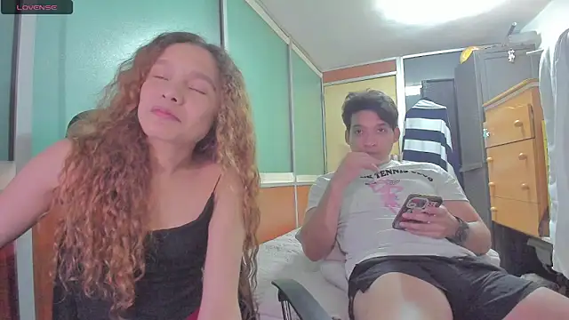 Snapshot of RagnarLothbrokXX chatting on February 2025 08:53:02 PM RagnarLothbrokXX online show from February 2025 08:53:02 PM