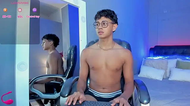 Dawn16  online show from November 2025 10:10:02 PM