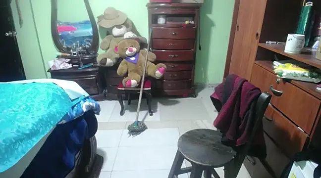 jazmin mature  online show from February 2025 12:05:02 PM