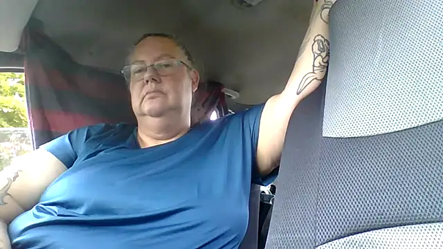 k1w1bbw online show from February 2025 01:20:02 AM