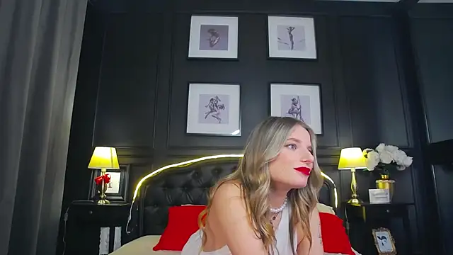 Snapshot of LanaSparks chatting on March 2025 11:11:02 AM LanaSparks online show from March 2025 11:11:02 AM