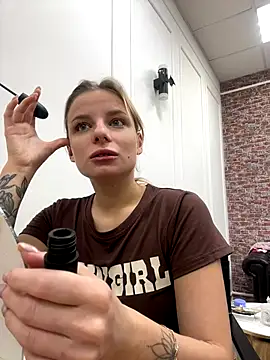 Snapshot of LanaSparks chatting on October 2025 04:18:02 AM LanaSparks online show from October 2025 04:18:02 AM