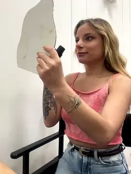 Snapshot of LanaSparks chatting on October 2025 04:38:01 AM LanaSparks online show from October 2025 04:38:01 AM