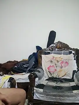 YourSuperTanya online show from March 2025 07:20:02 PM