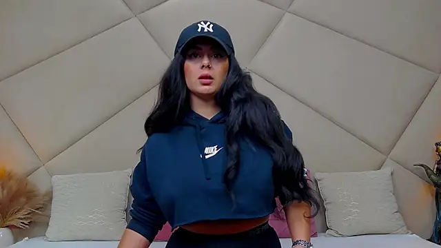 Snapshot of ChloeFrost chatting on September 2025 04:57:02 AM ChloeFrost online show from September 2025 04:57:02 AM