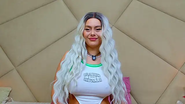 Snapshot of ChloeFrost chatting on February 2026 06:35:02 AM ChloeFrost online show from February 2026 06:35:02 AM