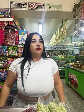 Miia Jazmin online show from November 2025 05:13:01 PM