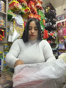 Miia Jazmin online show from November 2025 09:13:01 PM