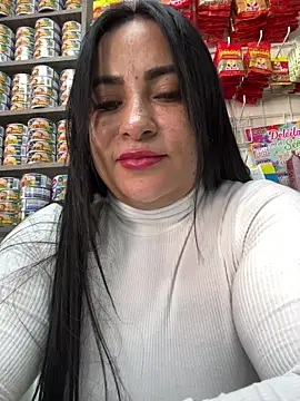 Miia Jazmin online show from January 2026 07:11:01 PM