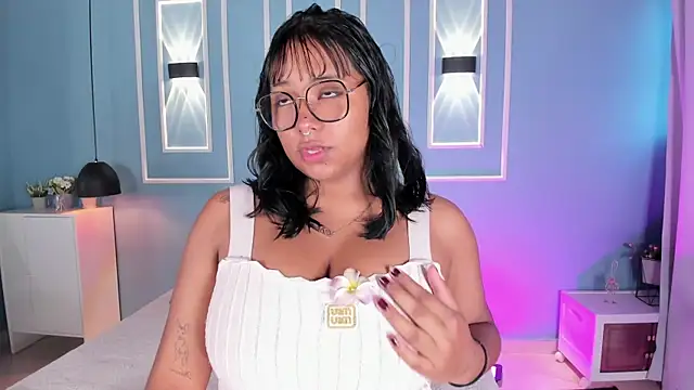 isabella zc online show from July 2026 11:52:02 AM