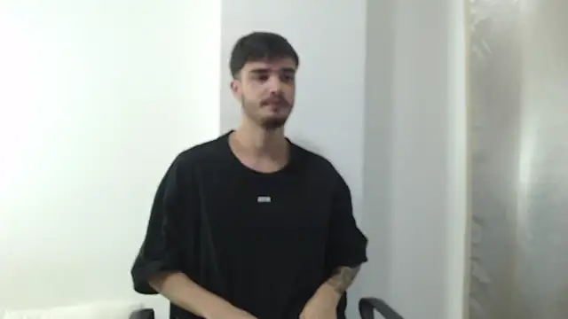 Snapshot of Aleex_Miller chatting on September 2025 01:27:02 AM Aleex Miller online show from September 2025 01:27:02 AM