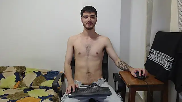 Snapshot of Aleex_Miller chatting on October 2025 10:52:02 AM Aleex Miller online show from October 2025 10:52:02 AM