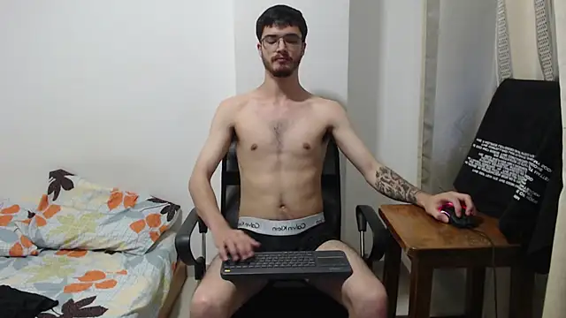 Snapshot of Aleex_Miller chatting on November 2025 04:02:02 AM Aleex Miller online show from November 2025 04:02:02 AM