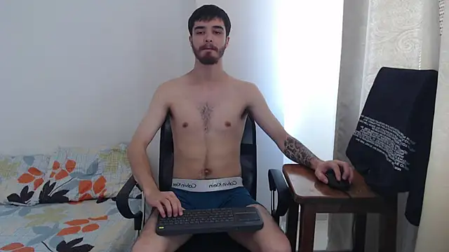 Snapshot of Aleex_Miller chatting on November 2025 04:29:01 PM Aleex Miller online show from November 2025 04:29:01 PM