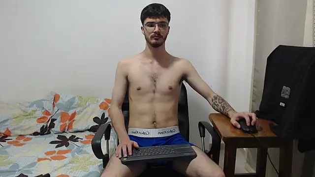 Snapshot of Aleex_Miller chatting on November 2025 11:56:02 AM Aleex Miller online show from November 2025 11:56:02 AM