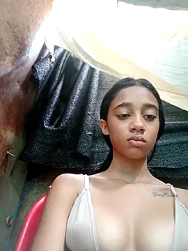 Zoe Sweett18 online show from March 2025 12:53:02 PM