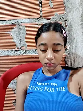 Zoe Sweett18 online show from October 2025 12:30:02 PM