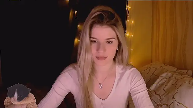 Melissa smith  online show from November 2025 01:04:01 PM