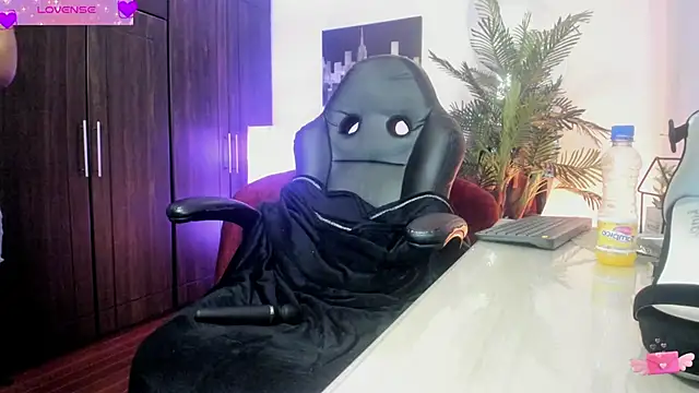 VioletParkker online show from February 2025 05:40:02 PM