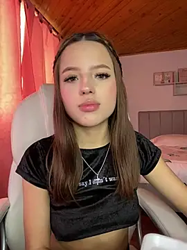 Sofia18 pinkk online show from February 2025 09:23:01 PM