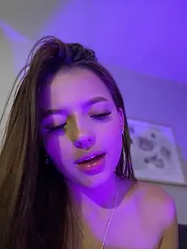 Sofia18 pinkk online show from March 2025 12:11:02 PM