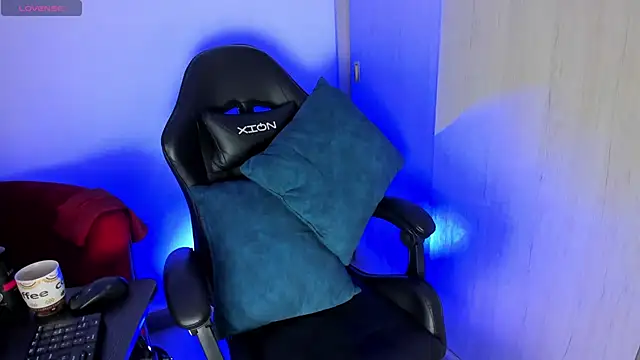 VanneCute1 online show from October 2025 05:17:02 AM