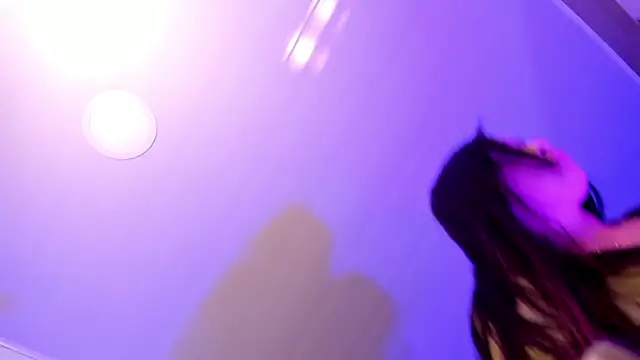 Snapshot of Rosie_jhons chatting on January 2025 06:49:02 AM Rosie jhons online show from January 2025 06:49:02 AM