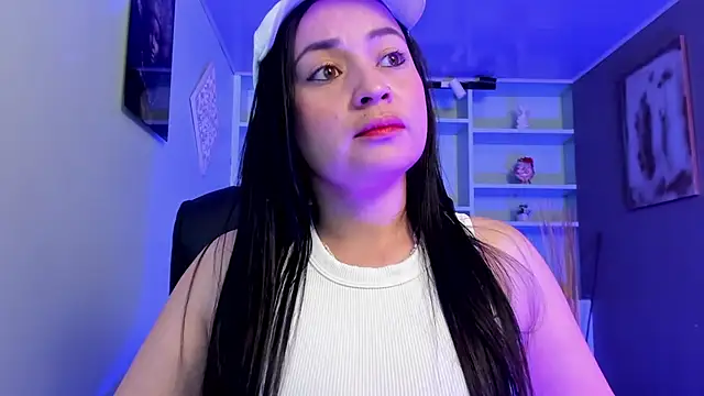 Snapshot of Rosie_jhons chatting on January 2025 03:38:01 AM Rosie jhons online show from January 2025 03:38:01 AM