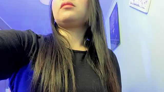 Snapshot of Rosie_jhons chatting on January 2025 03:36:02 AM Rosie jhons online show from January 2025 03:36:02 AM