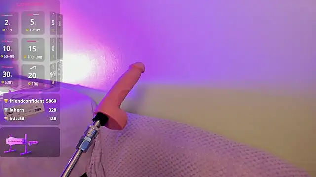 Snapshot of Rosie_jhons chatting on February 2025 04:15:01 AM Rosie jhons online show from February 2025 04:15:01 AM