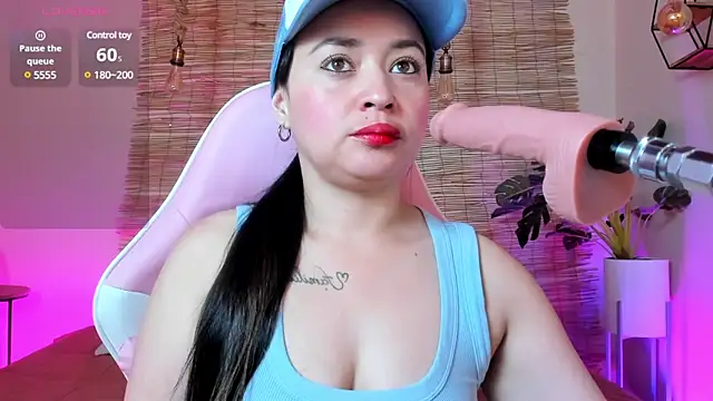 Snapshot of Rosie_jhons chatting on February 2025 03:42:01 AM Rosie jhons online show from February 2025 03:42:01 AM