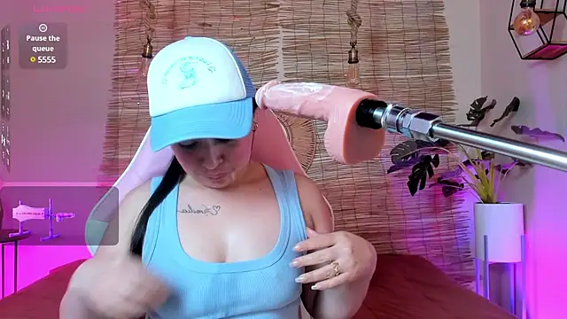 Snapshot of Rosie_jhons chatting on February 2025 06:47:02 AM Rosie jhons online show from February 2025 06:47:02 AM