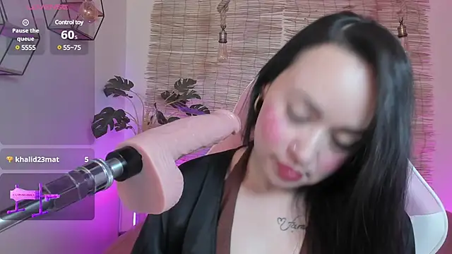 Snapshot of Rosie_jhons chatting on March 2025 04:19:01 AM Rosie jhons online show from March 2025 04:19:01 AM