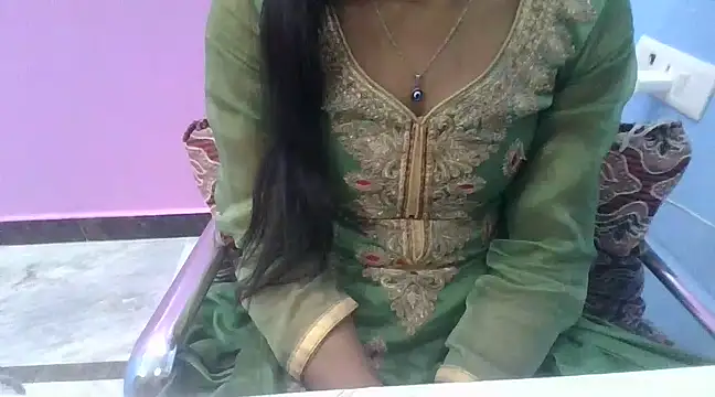 Leoni G online show from March 2025 09:18:02 AM