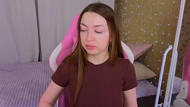 Ann moon   online show from February 2025 12:13:02 PM