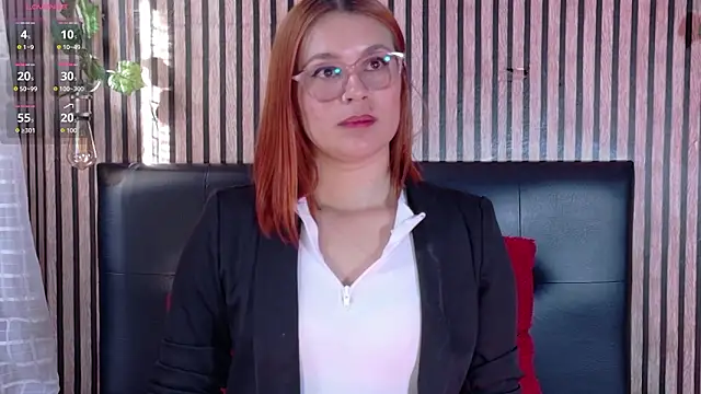 Snapshot of Sophie_new25 chatting on February 2026 12:53:02 PM Sophie new25 online show from February 2026 12:53:02 PM