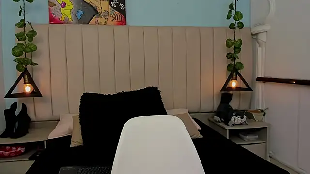 Paulina Lopezz online show from October 2025 07:45:02 PM