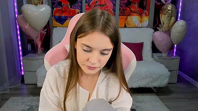 Snapshot of RayWillliams chatting on February 2026 06:26:02 PM RayWillliams online show from February 2026 06:26:02 PM