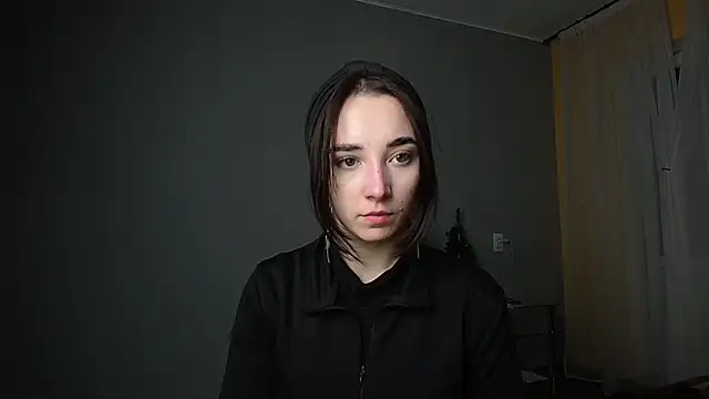 Eva Gloryy online show from February 2025 05:31:02 PM